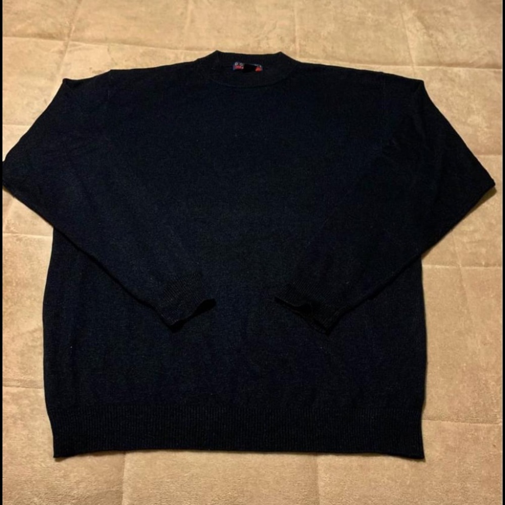 Silk/cashmere crewneck sweater
